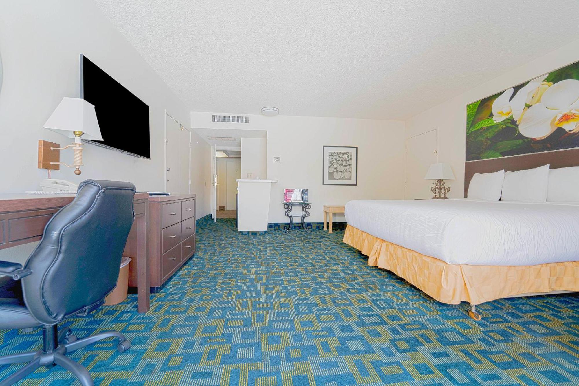 אינדיאו Royal Plaza Inn מראה חיצוני תמונה